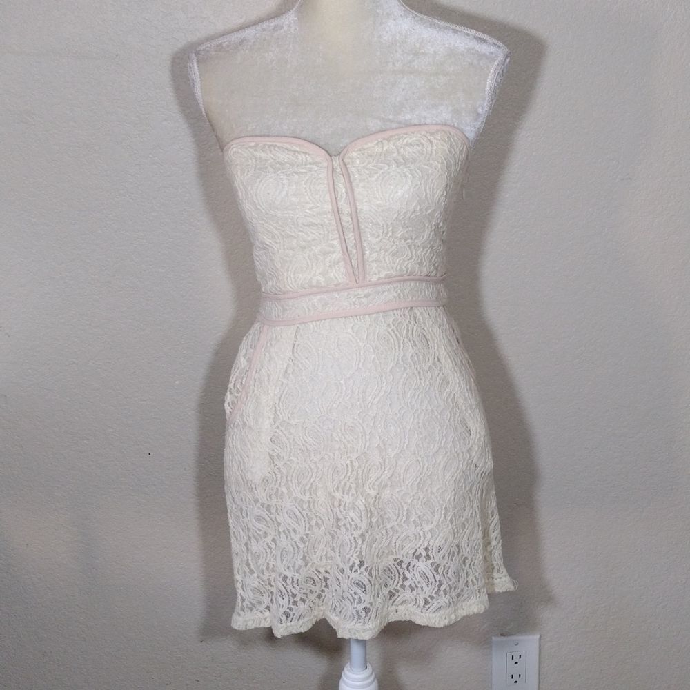 Pins & Needles Strapless Laced Casual Dress